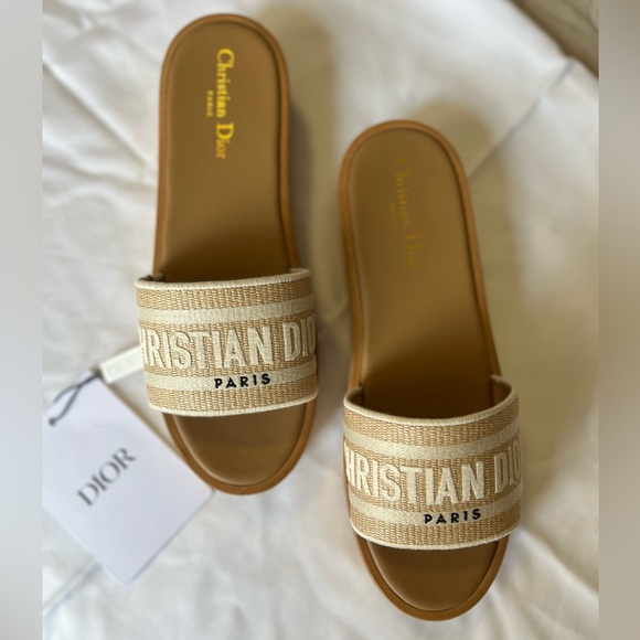 Dioriviera Dway Platform Slide - Picture 1 of 3